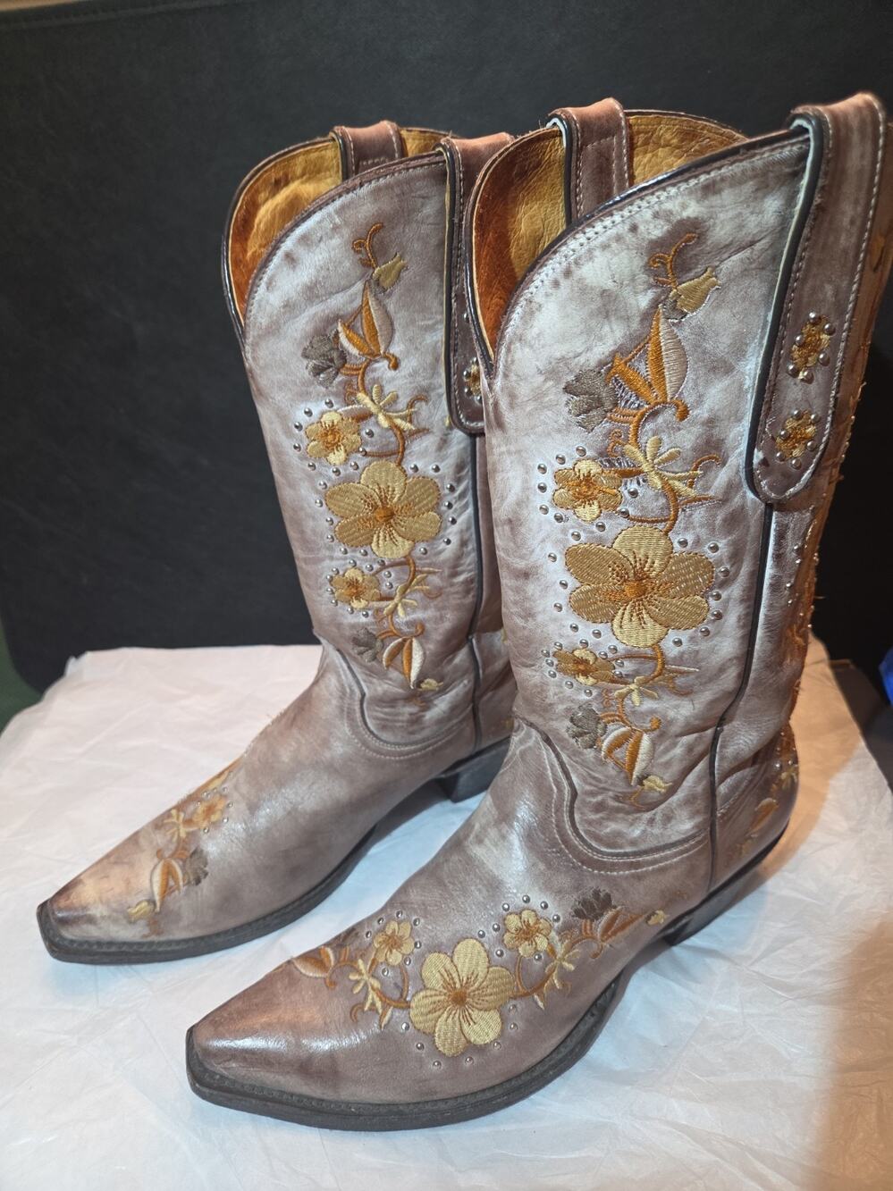Yippee Ki Yay by Old Gringo Floral Embroidered Leather Cowboy Boots Size 8B